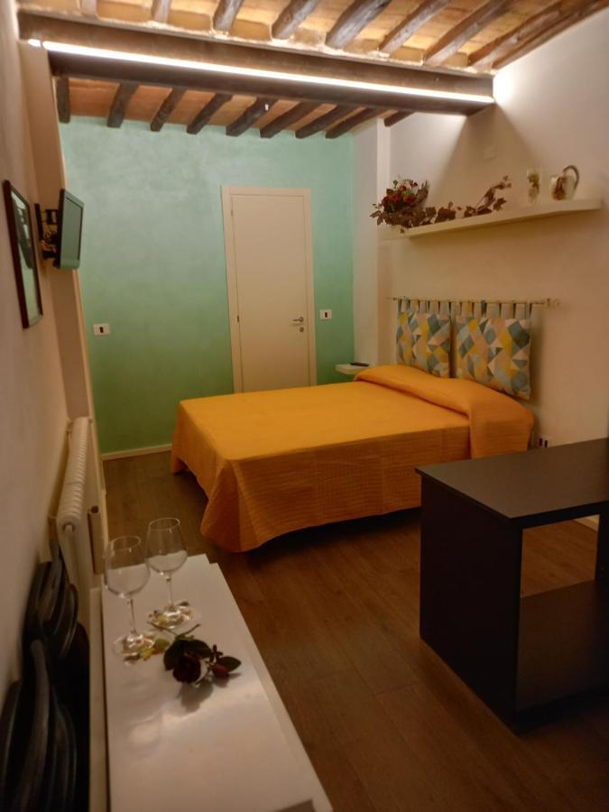 La Locanda Dei Conti, Piccolo E Confortevole Loft Siena Eksteriør bilde